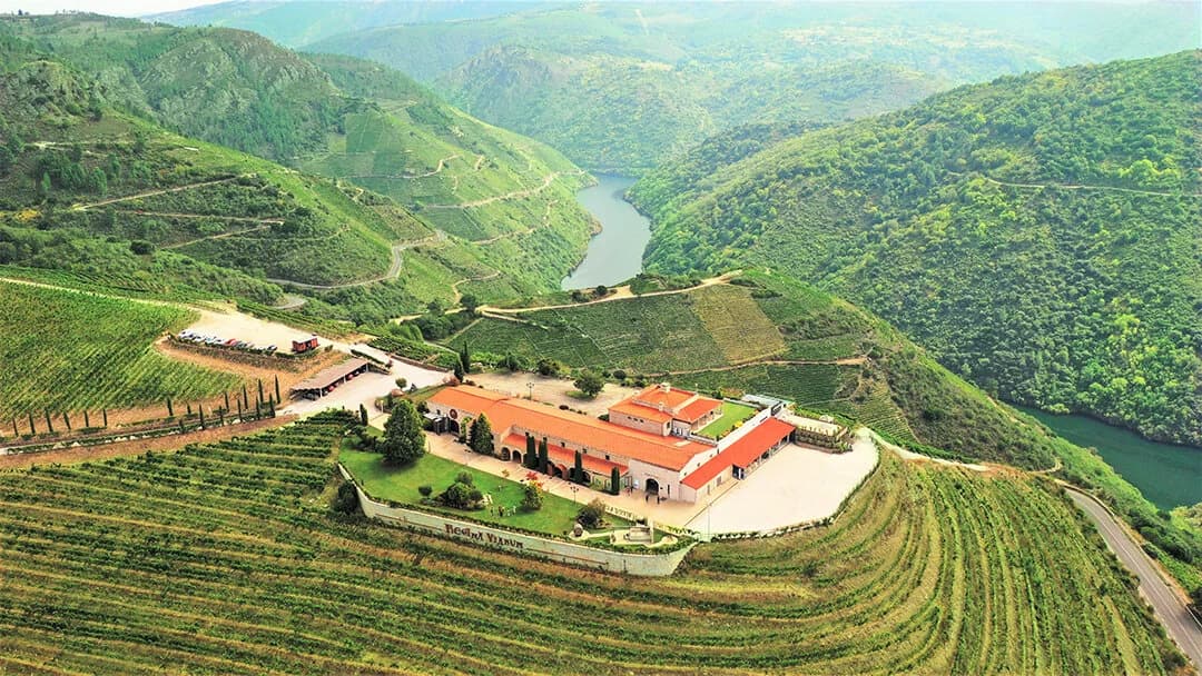 Viñedos y cañones del Sil en la Ribeira Sacra para encuentros de dirección